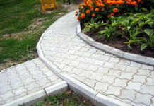 Садовый бетонный бордюр: плюсы и минусы
