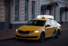 Условия работы в Яндекс такси