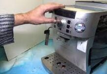 Почему может сломаться кофемашина?